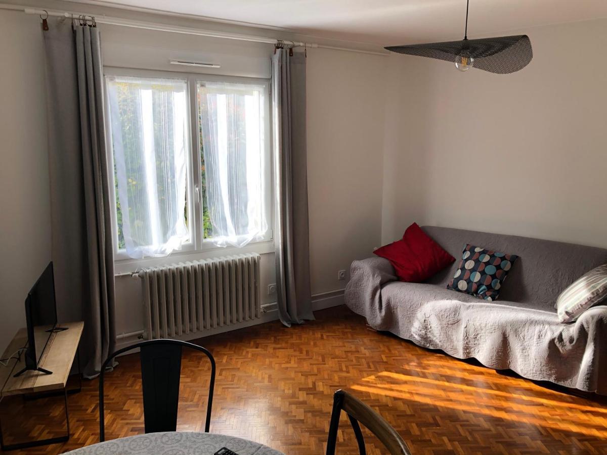 Des Cailloteux Holiday home *